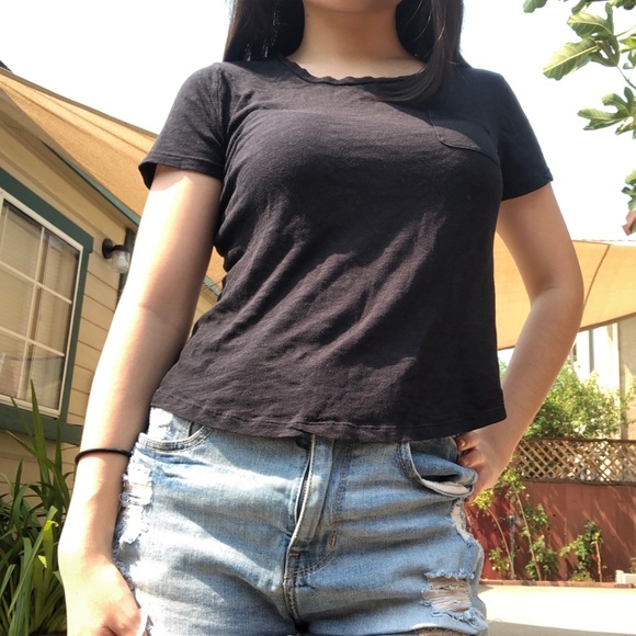 old navy black pocket tee - Picture 2 of 2